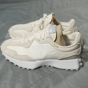 New Balance 327 Shoes Womens 8.5 White Casual Sneakers Walking WS327BV